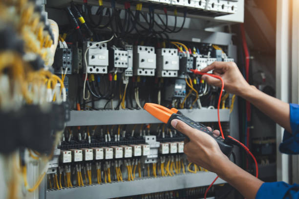 Best 24-Hour Electrician  in Warm Springs, OR